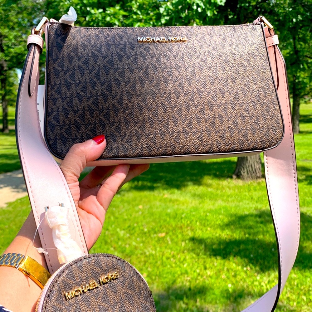 BNWT MICHAEL KORS POCHETE STYLE SHOULDER BAG